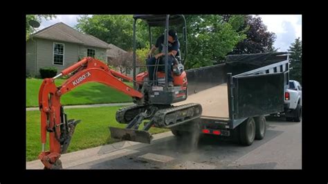 mini Excavator/loading without ramps/How to Load/Unload an